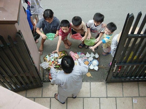 Giật đồ cúng